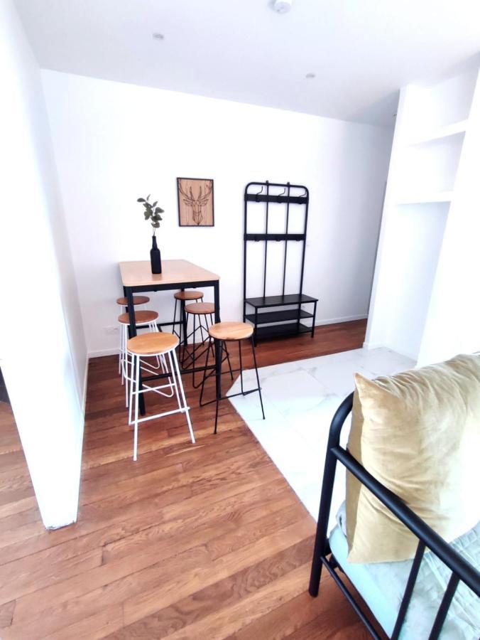 Appartement Hyper Centre De มงตาร์ฌี ภายนอก รูปภาพ