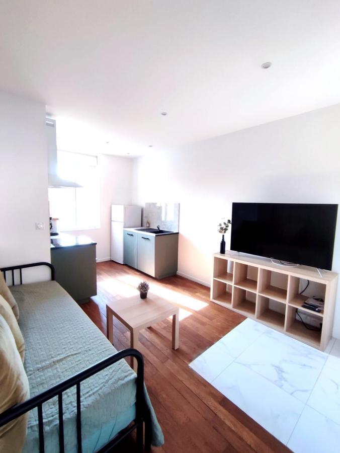 Appartement Hyper Centre De มงตาร์ฌี ภายนอก รูปภาพ